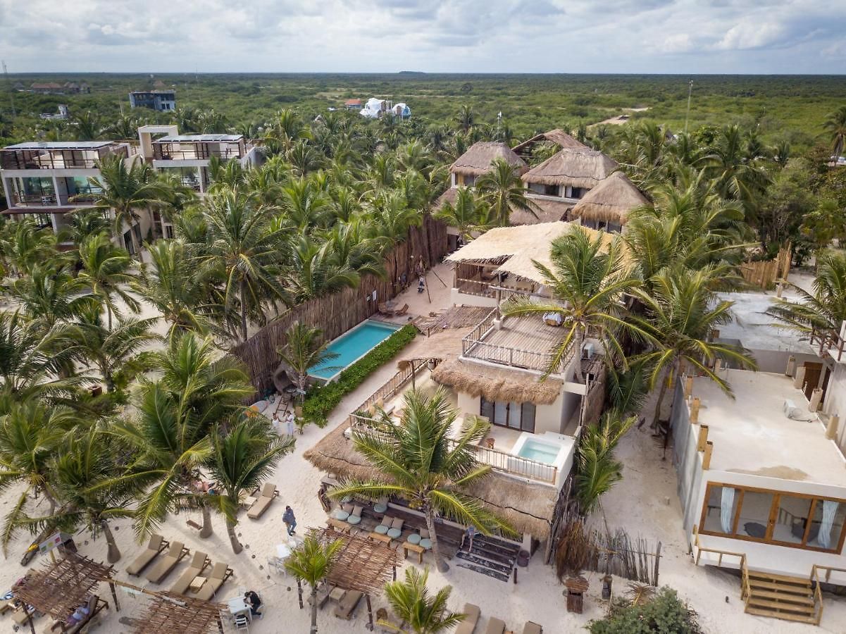 Dune Boutique Located At The Party Zone (adults Only) Tulum