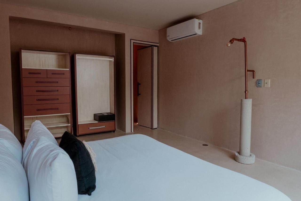 Roc Eleven Residence Hotel
