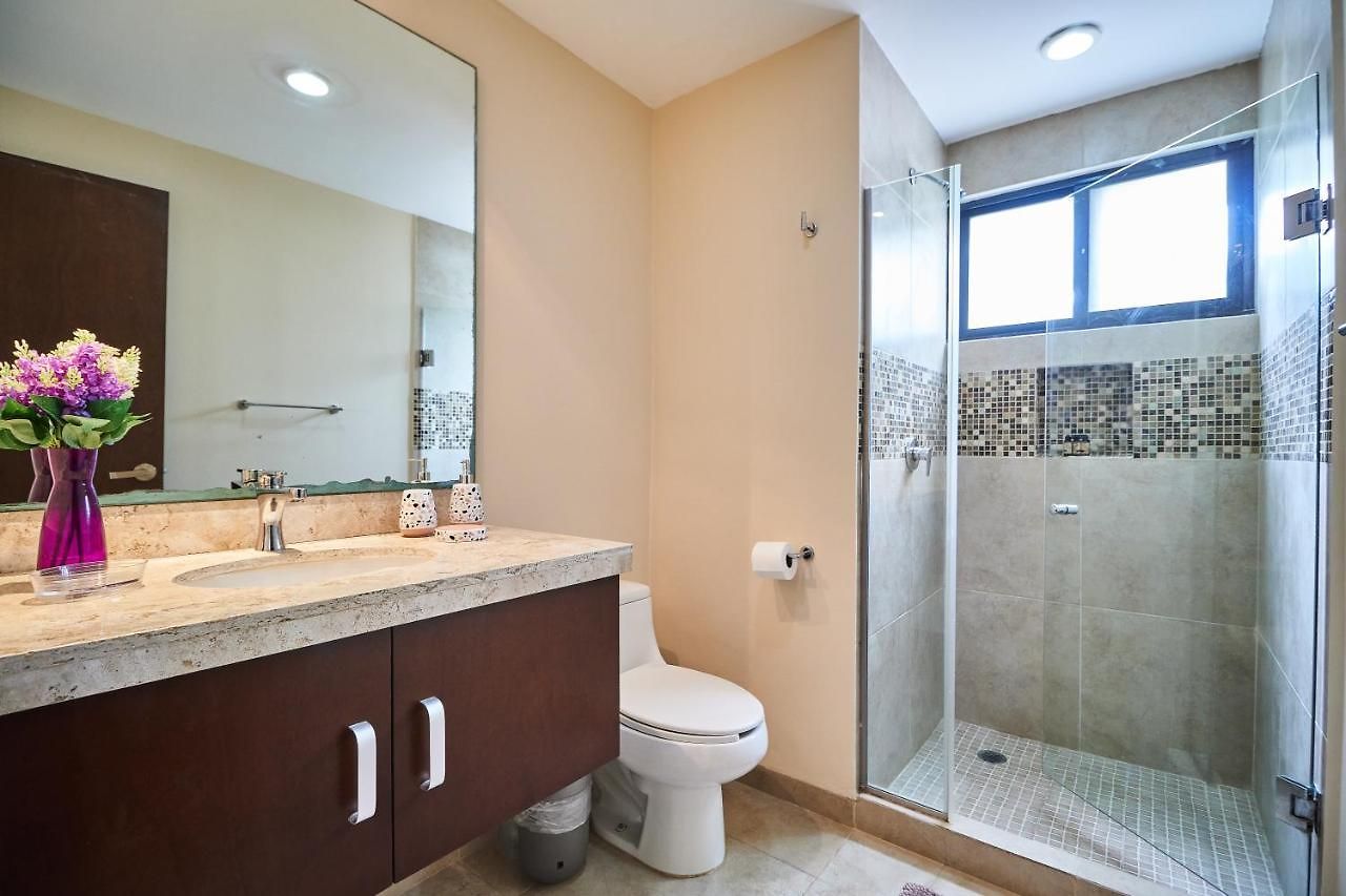 Dorian Gray - Pool & Club Access & 300mbps Wifi Apartment