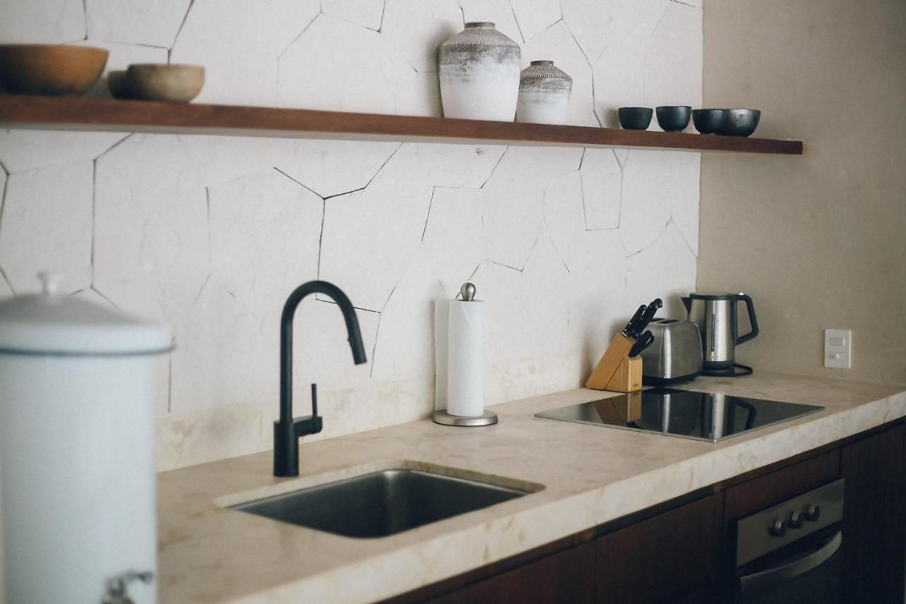 3 Bed Sleeps 6 - Private Pool & Hot Tub Apartamento *