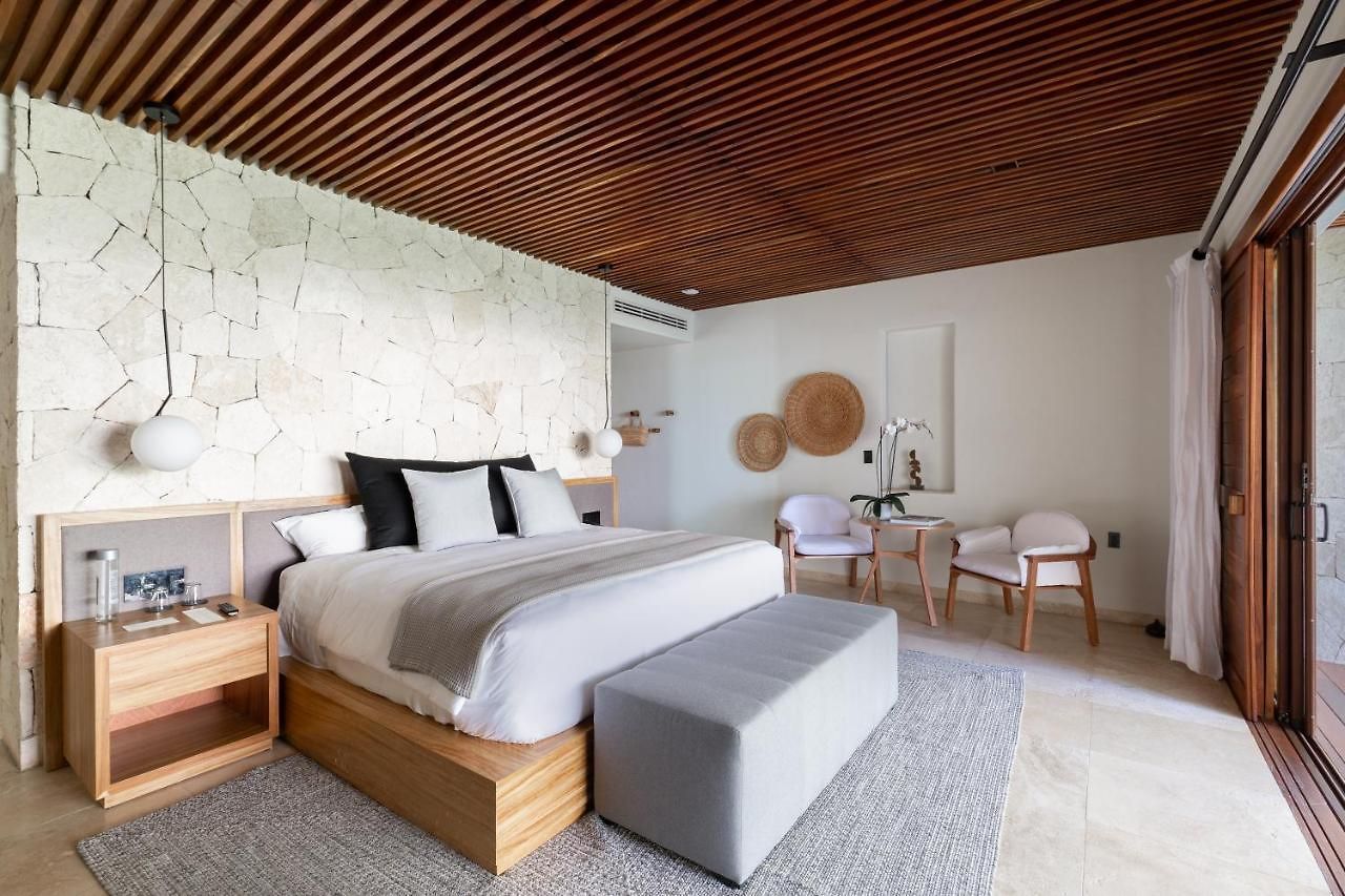 Tago By G Hotel 5*