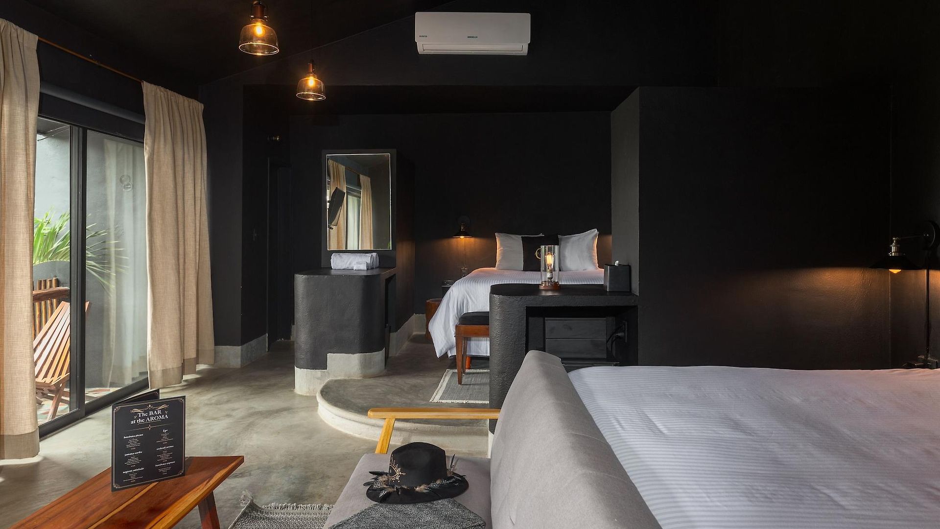 Hotel Aroma & Club