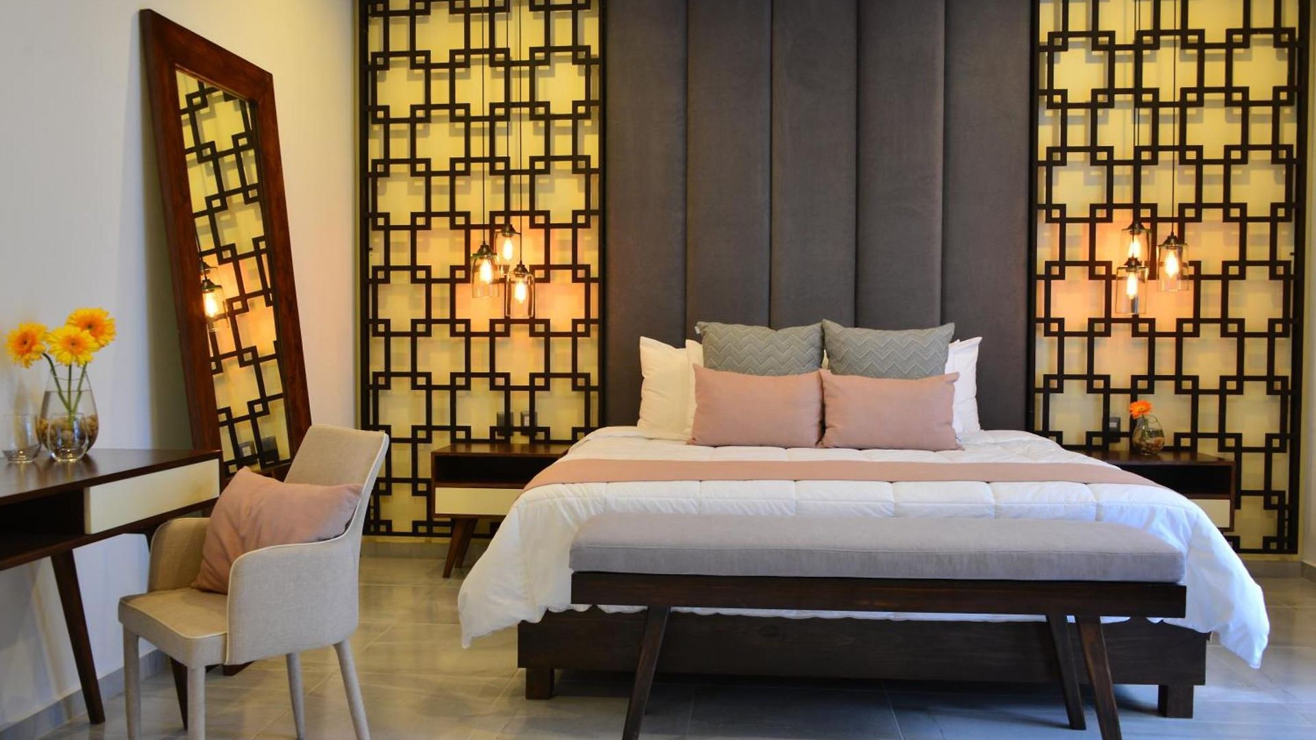 Elements Boutique Hotel 4*