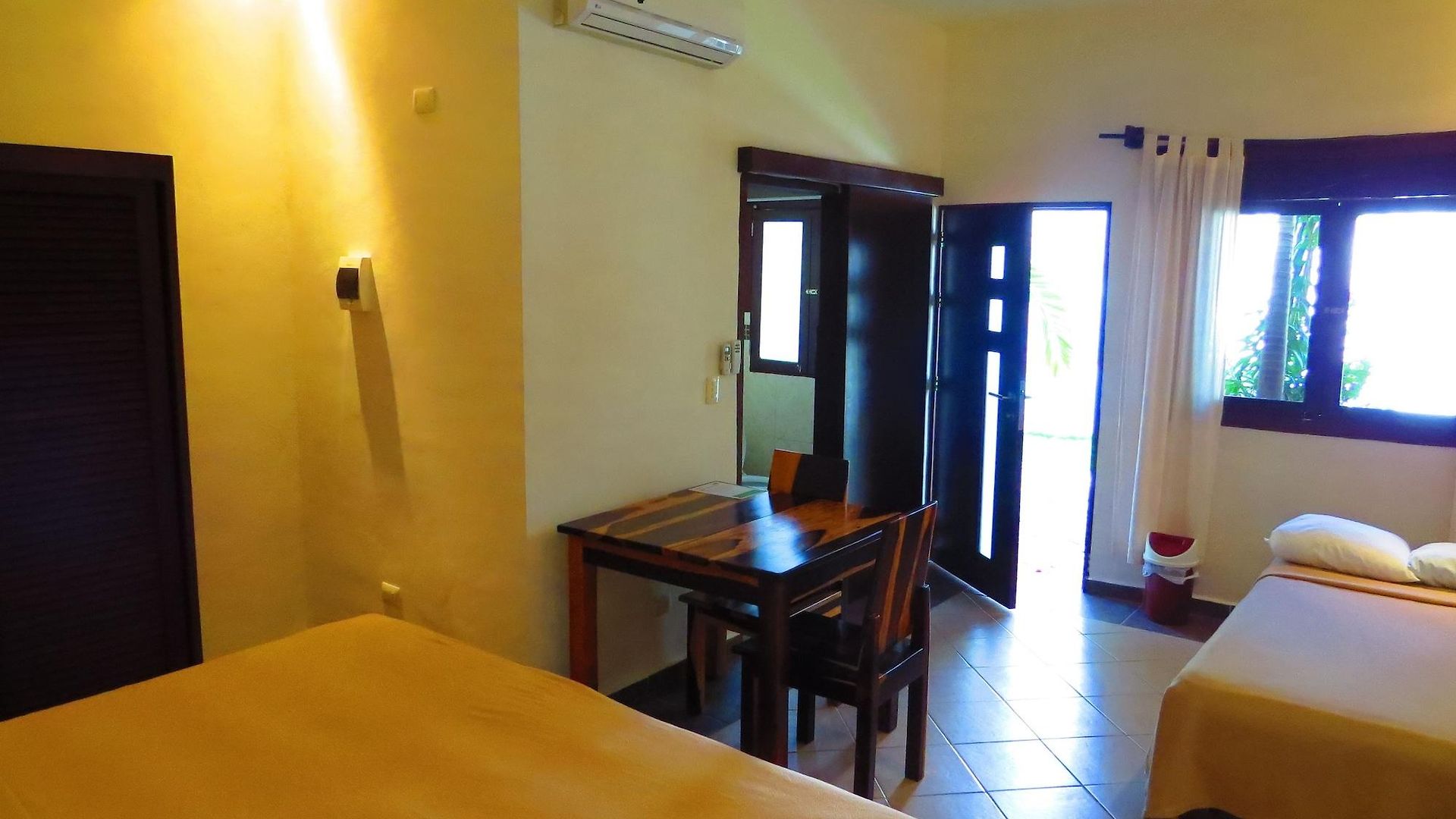 Xibalba Dive Center Hotel 3*
