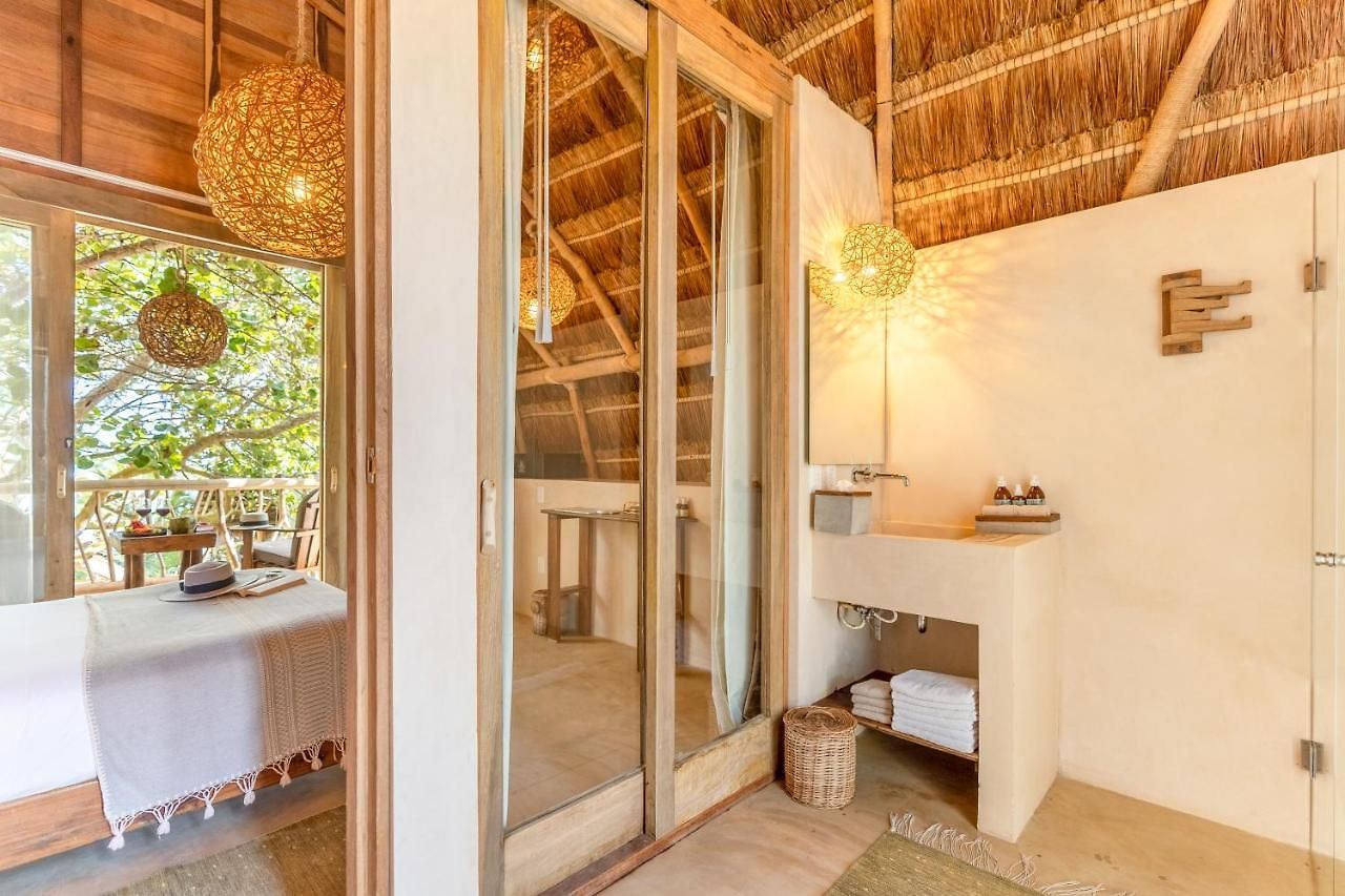 Ahau Beachfront (adults Only) 4*