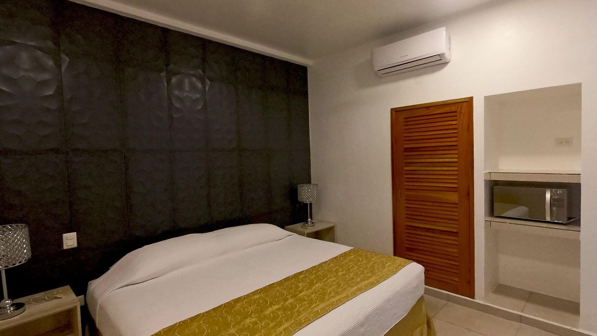 Scarlette Hotel 3*