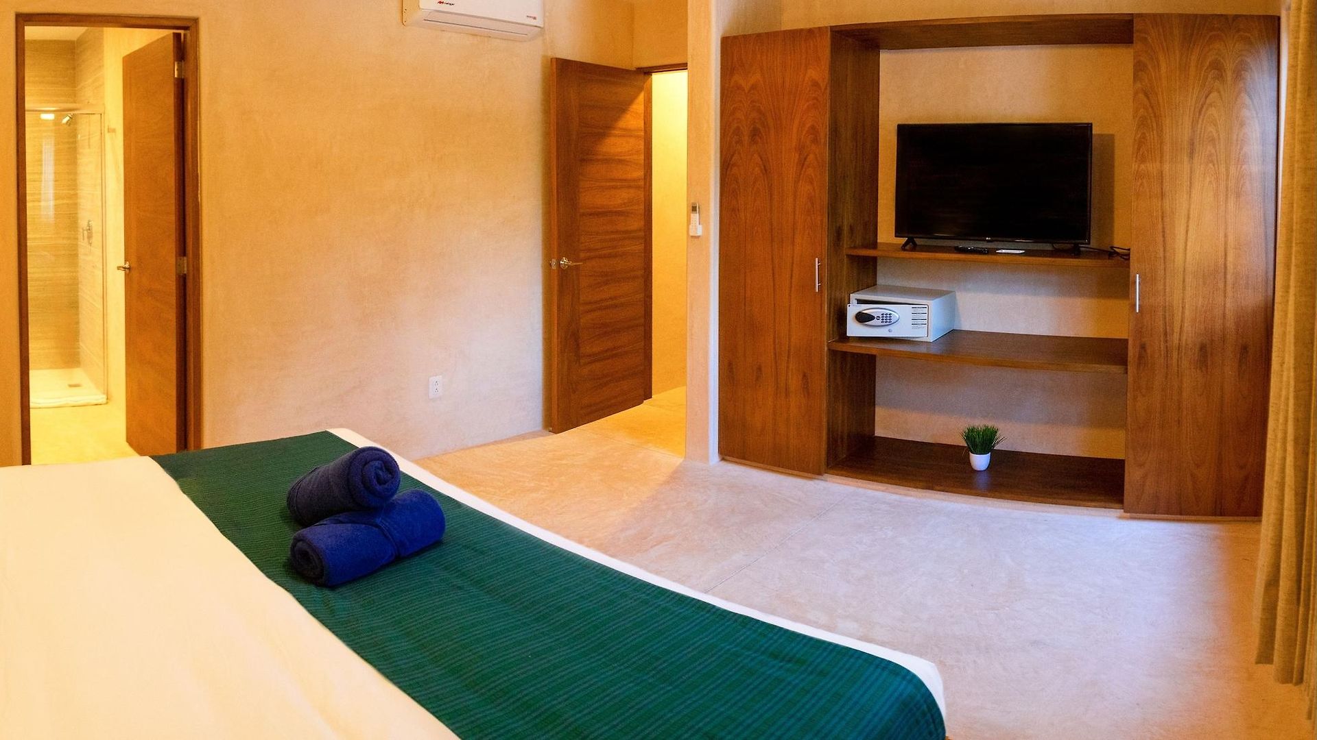 Azul By Guruhotel