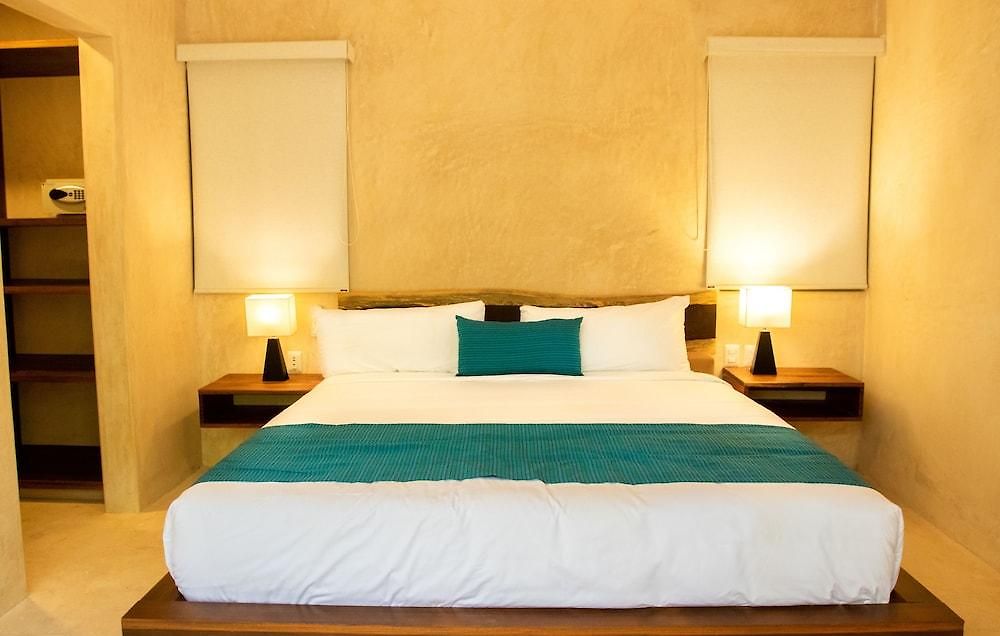 Azul By Guruhotel