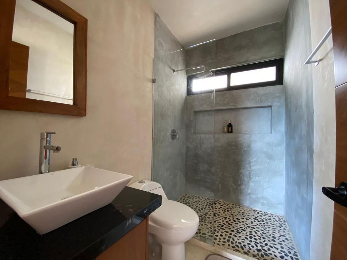 Room In Studio - Beautiful Jungle View Luxury Studio Guest house *