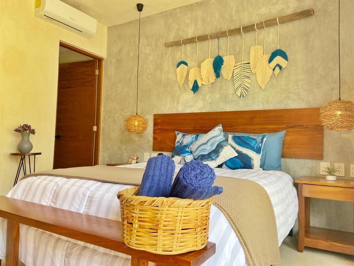 Room In Studio - Charming And Bright Studio Guest house