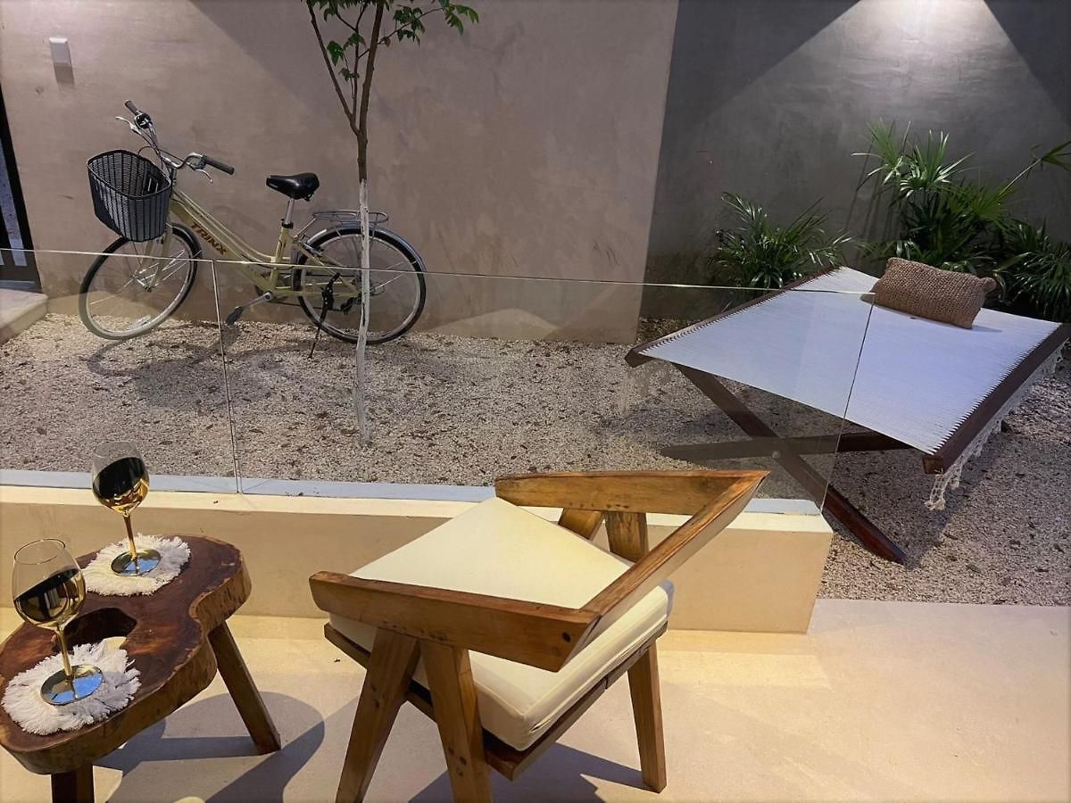 Room In Studio - Stylish And Bright Studio Near The Pool *