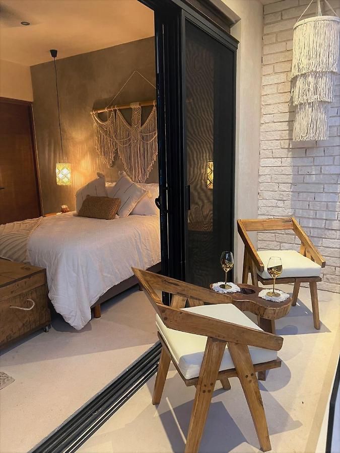 Guest house Room In Studio - Stylish And Bright Studio Near The Pool