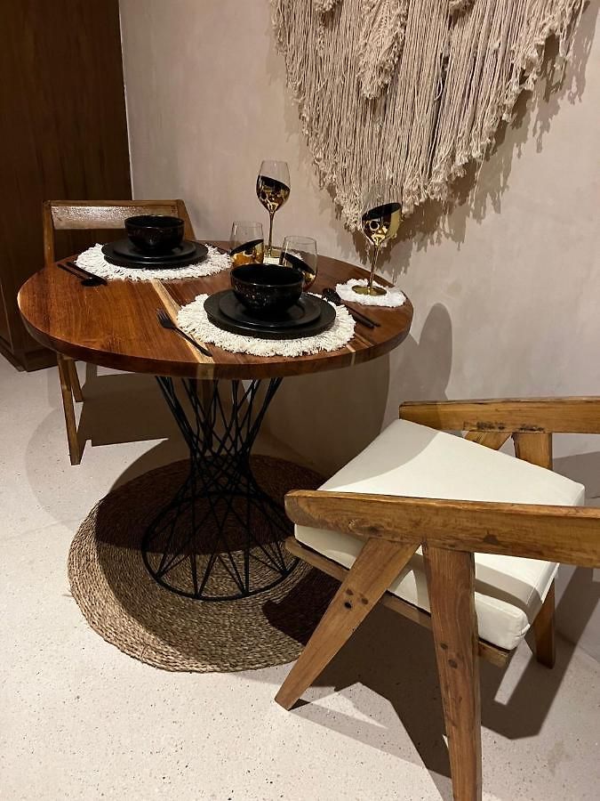 Room In Studio - Stylish And Bright Studio Near The Pool Guest house *