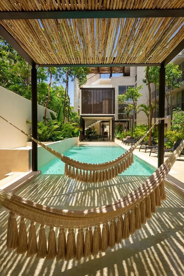 Premium With Direct Pool Access Near Calle 7 Apartment