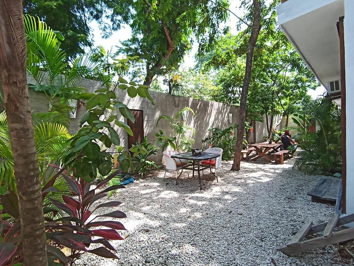 Guest house Primitive Selfcheck-in Adults Only 2*