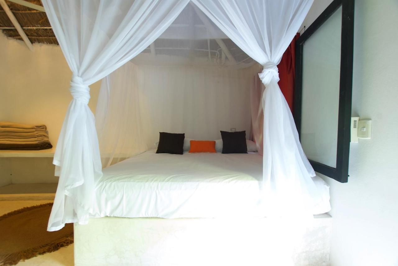 Zulum Hotel 3*