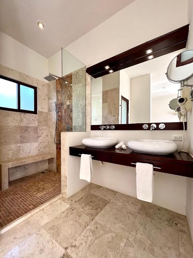 Apartment Amazing Luxury Penthouse With Sunset,sunrise View, Private Jacuzzi And Rooftop Pool *