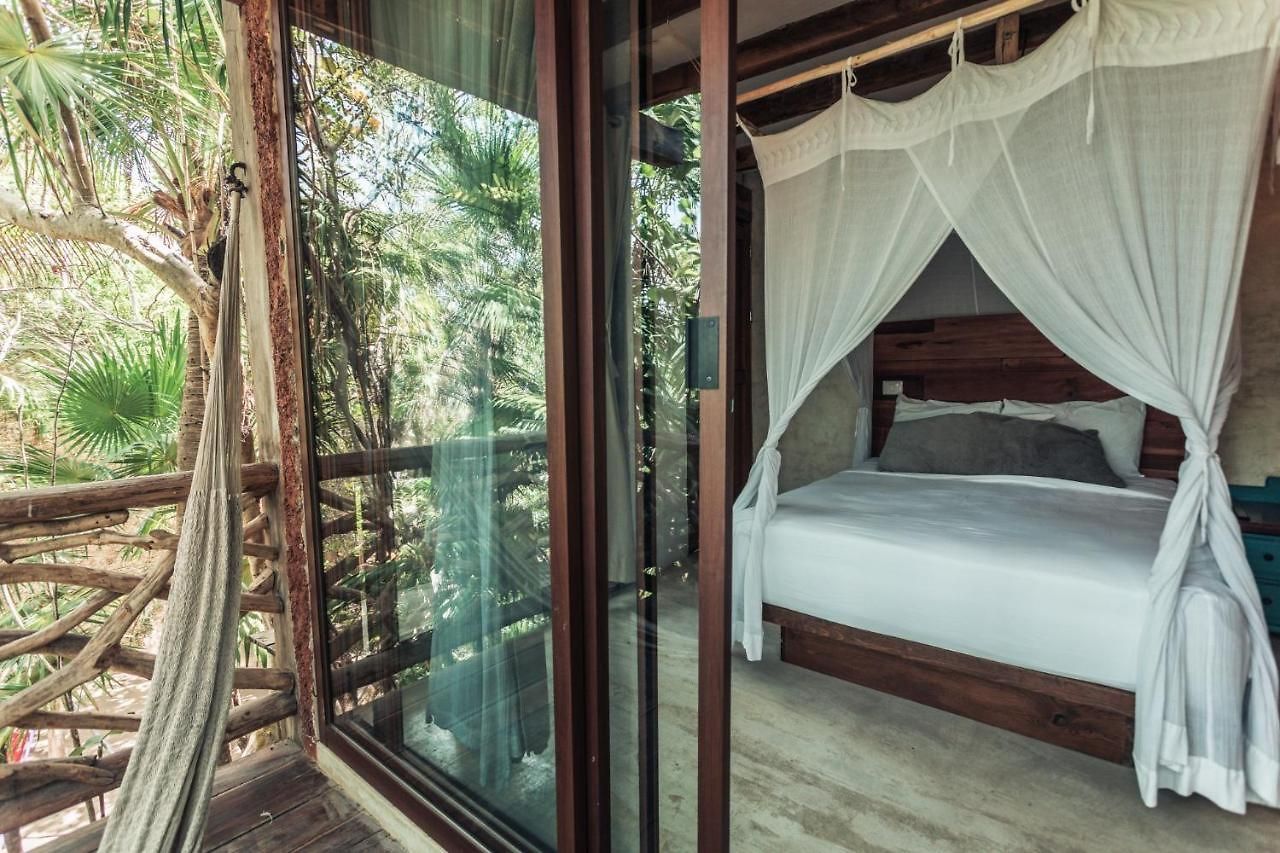Hidden Treehouse Eco-hotel 4*