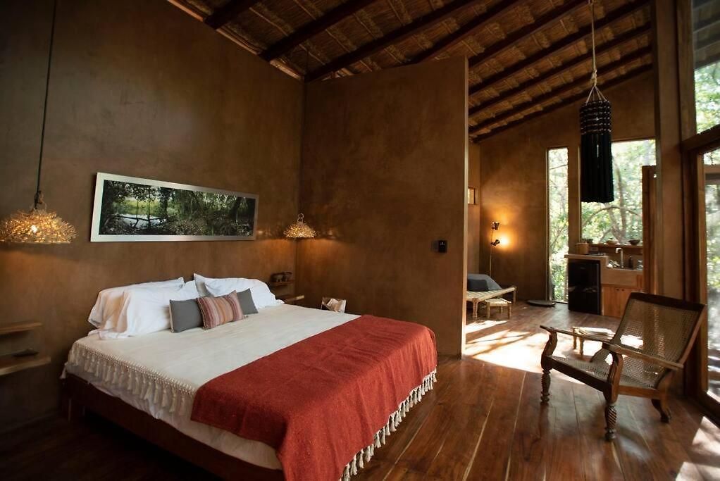 Ojo De árbol, Boutique In The Real Jungle