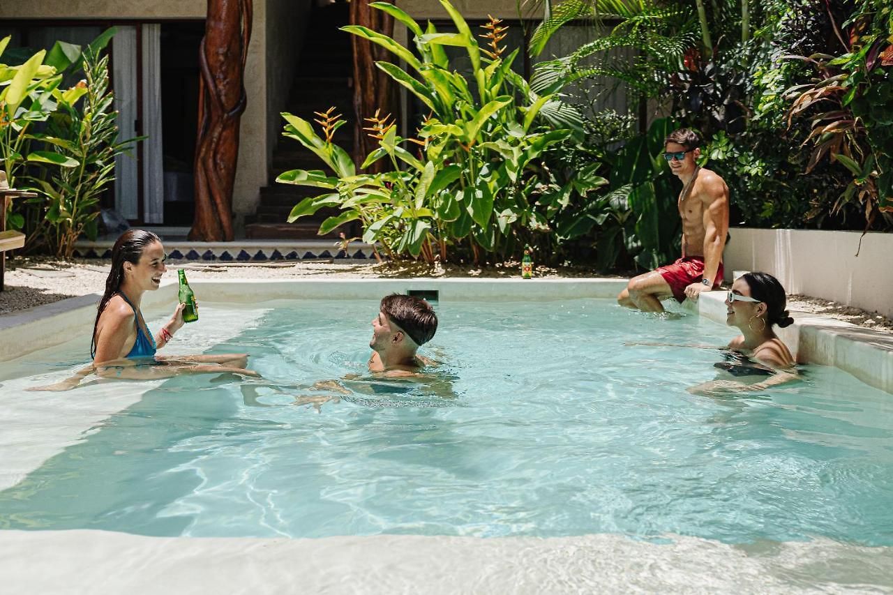 Caribena Hotel