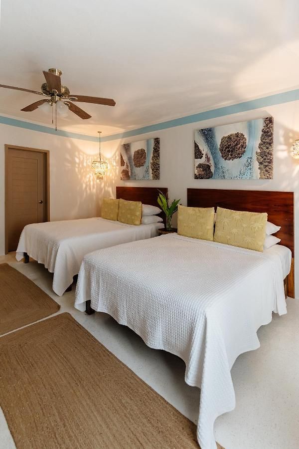 Caribena Hotel