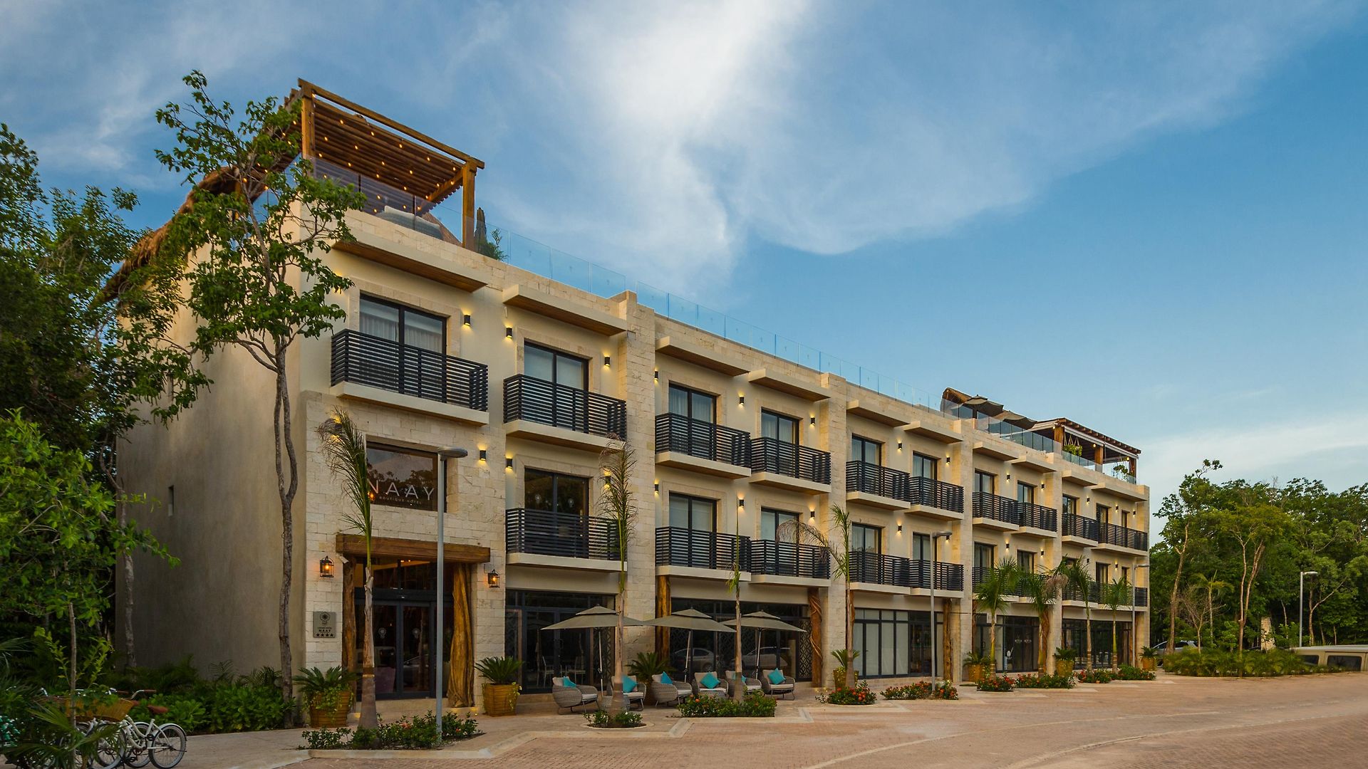 Naay Curamoria Collection Hotel 4*