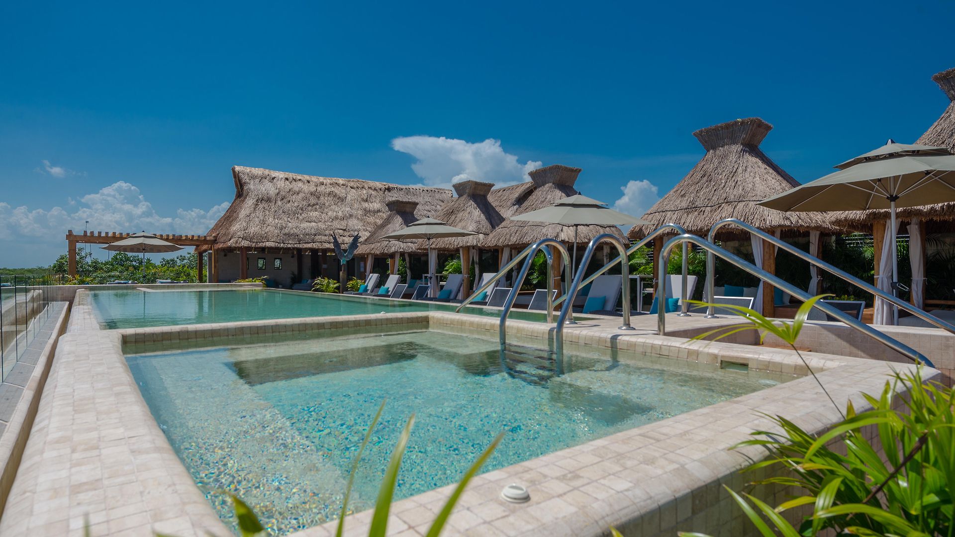 Naay Curamoria Collection Tulum