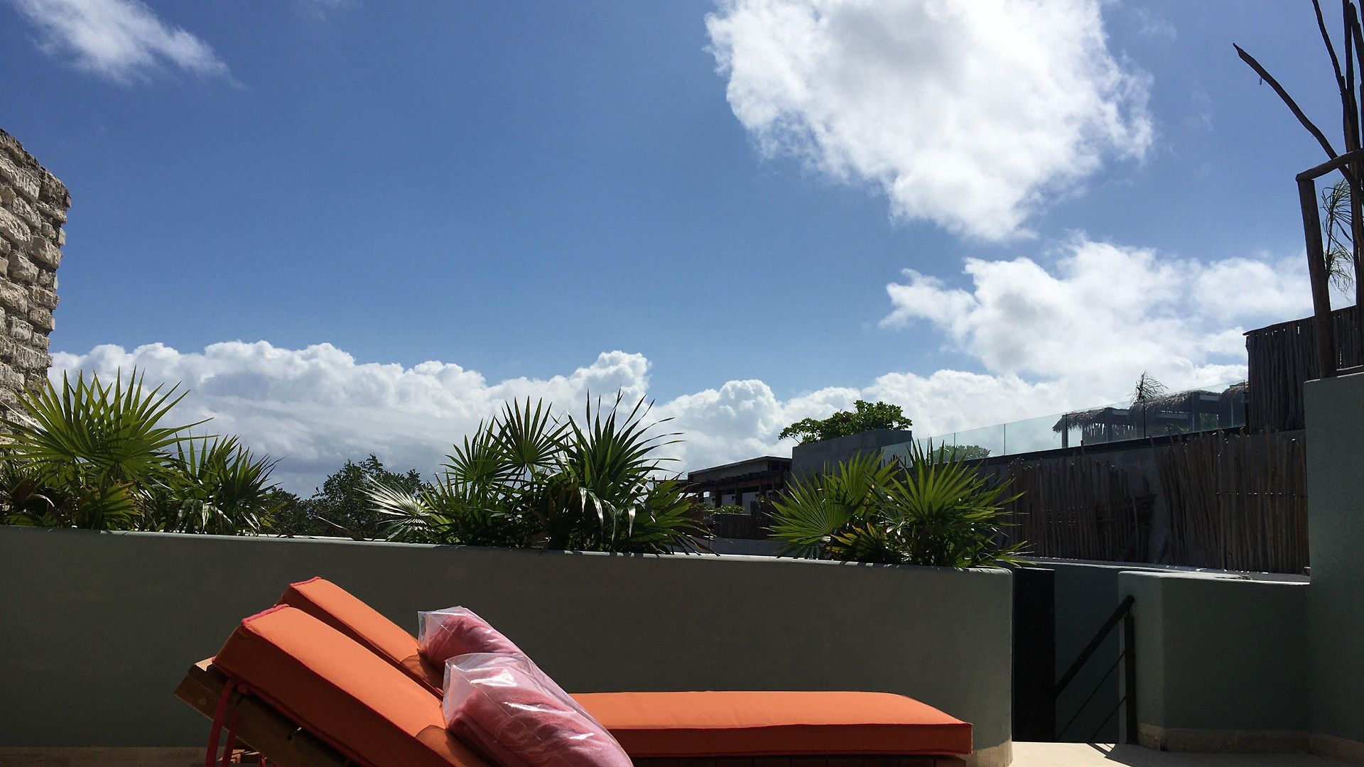 Hotel Aluna