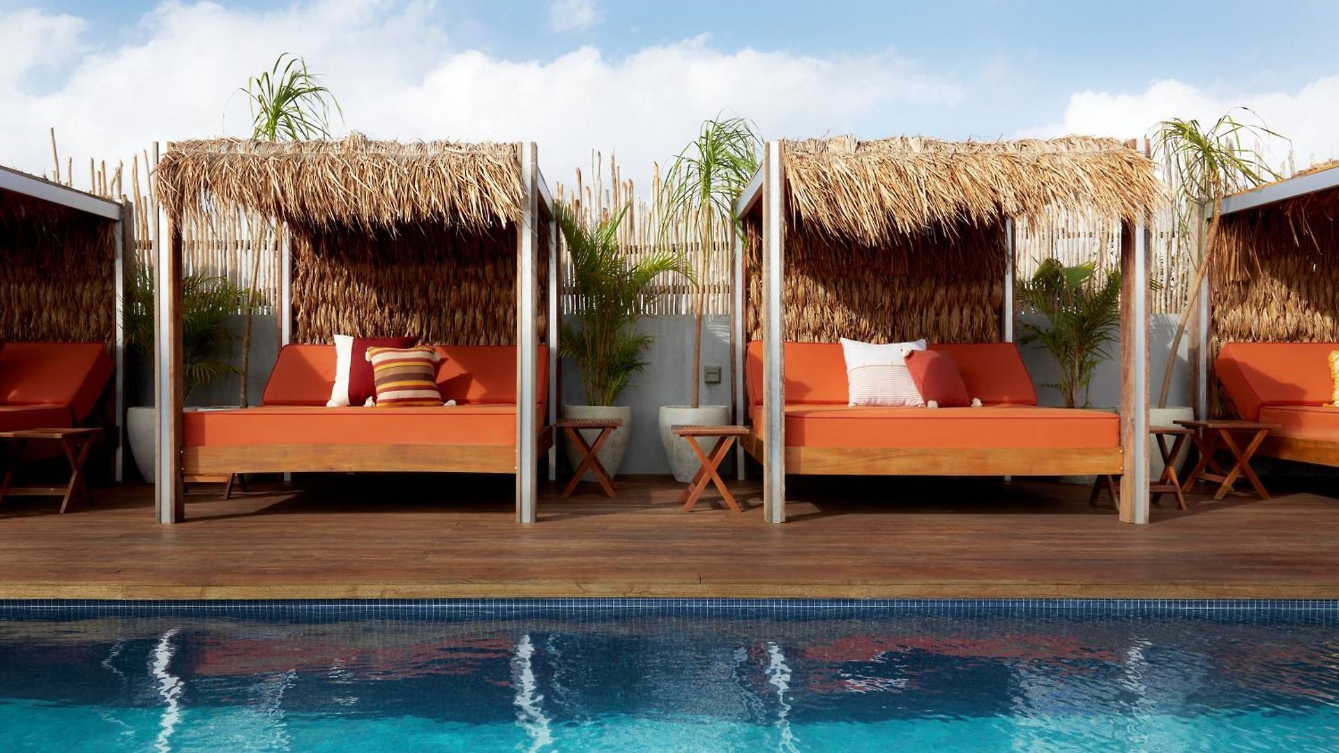Aluna Hotel