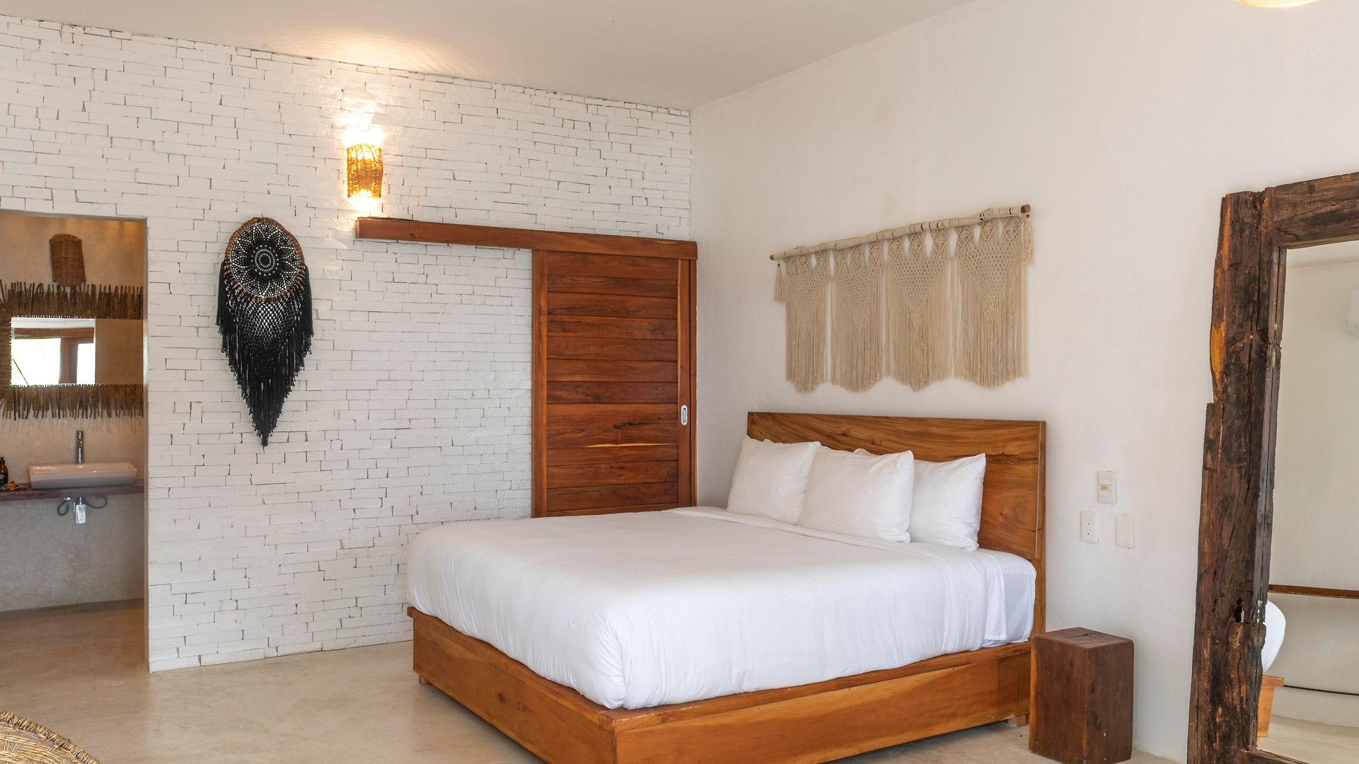 Amigos Boutique Hotel