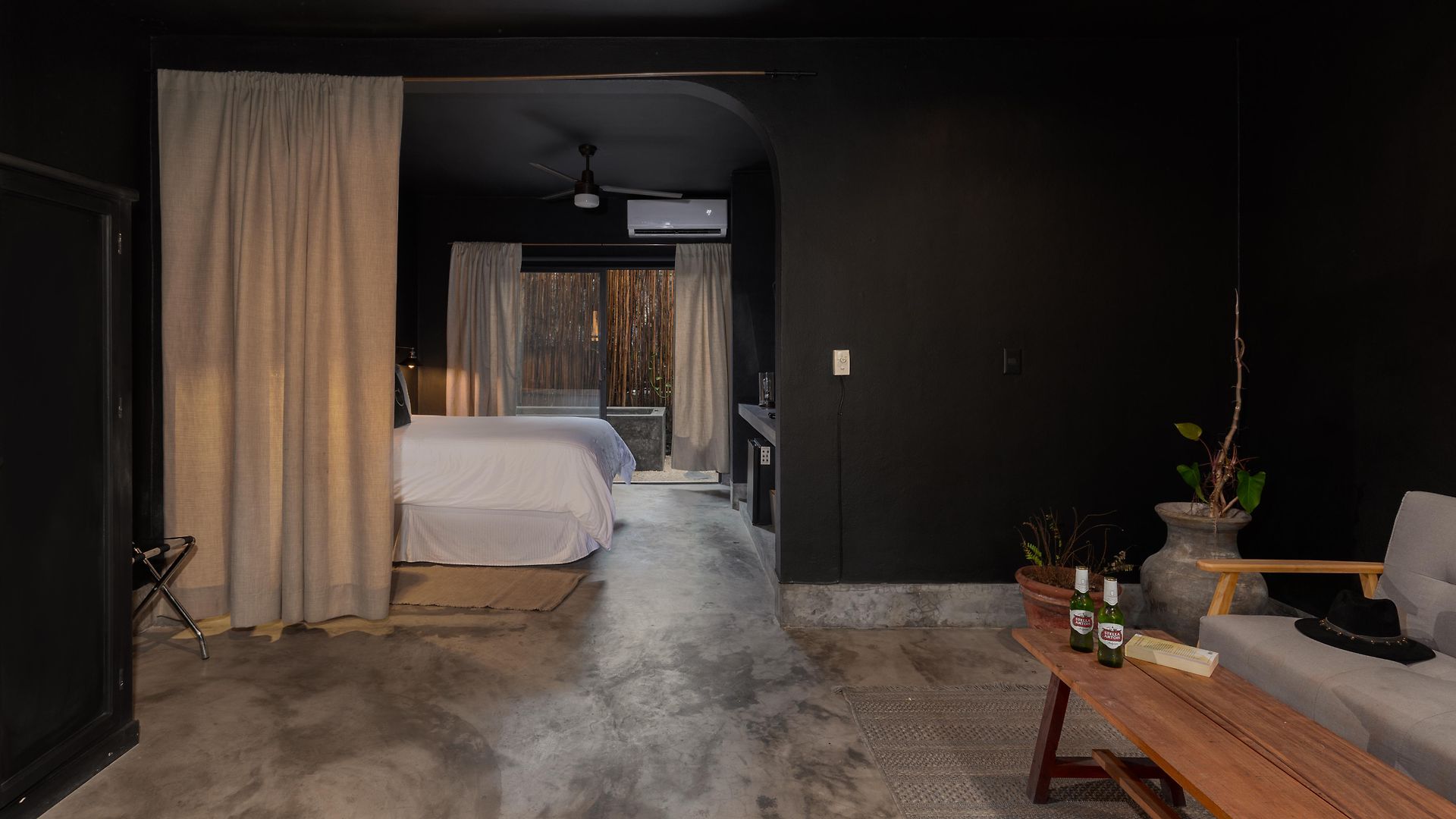 Aroma & Club Hotel