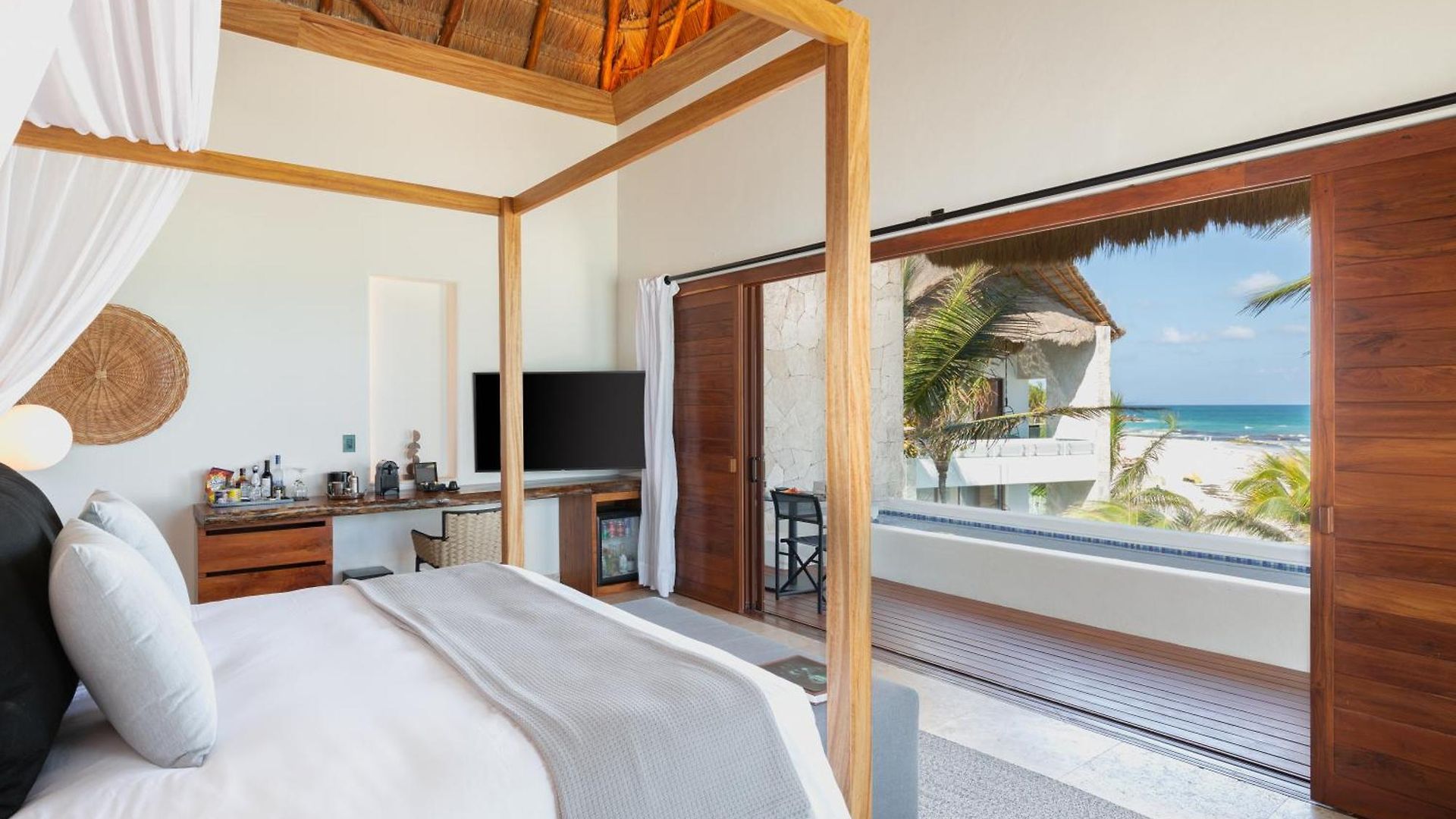 Tago By G Tulum