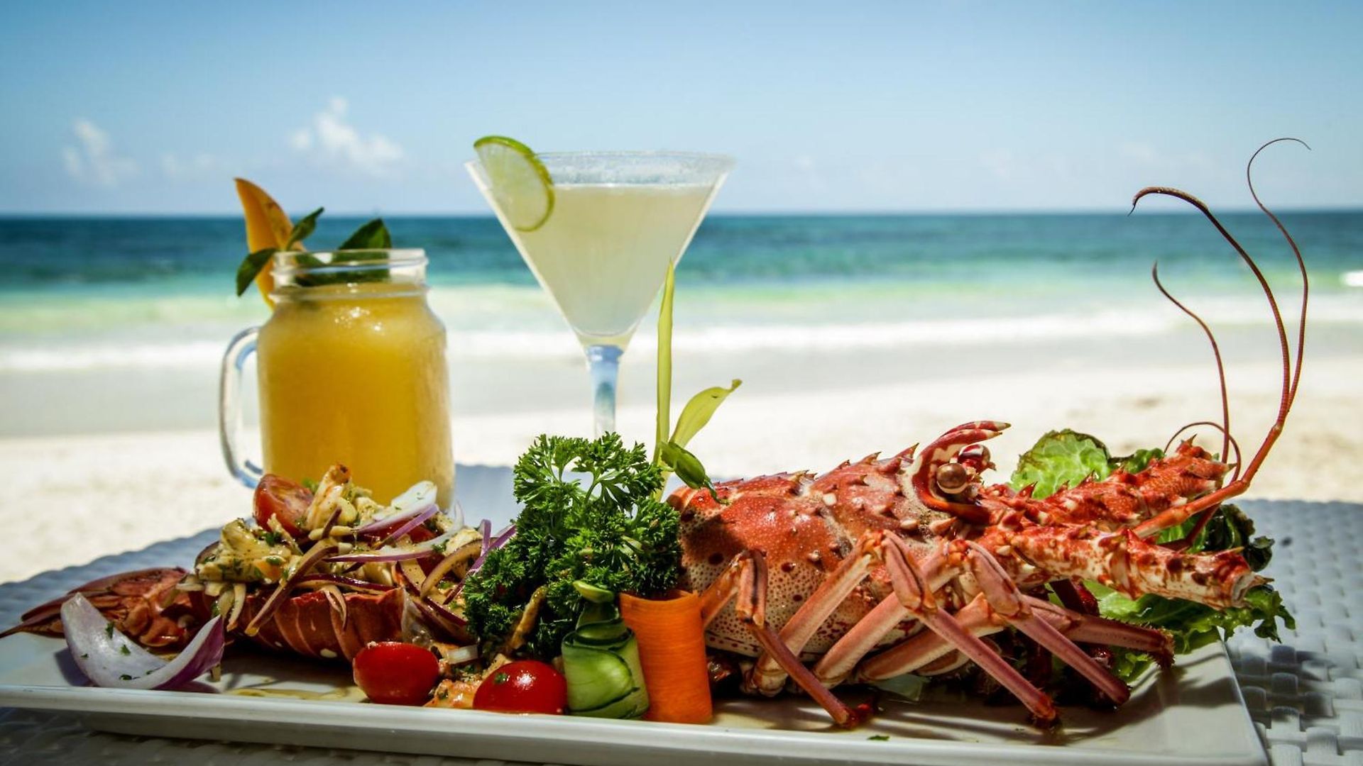 Estrellas - Located At The Party Zone Hotel Tulum