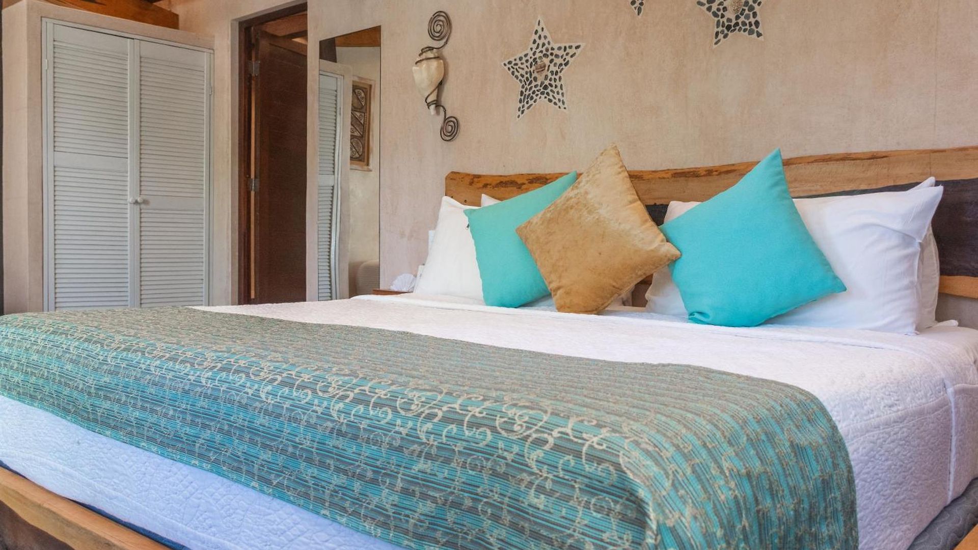 Hotel Estrellas - Located At The Party Zone 4*