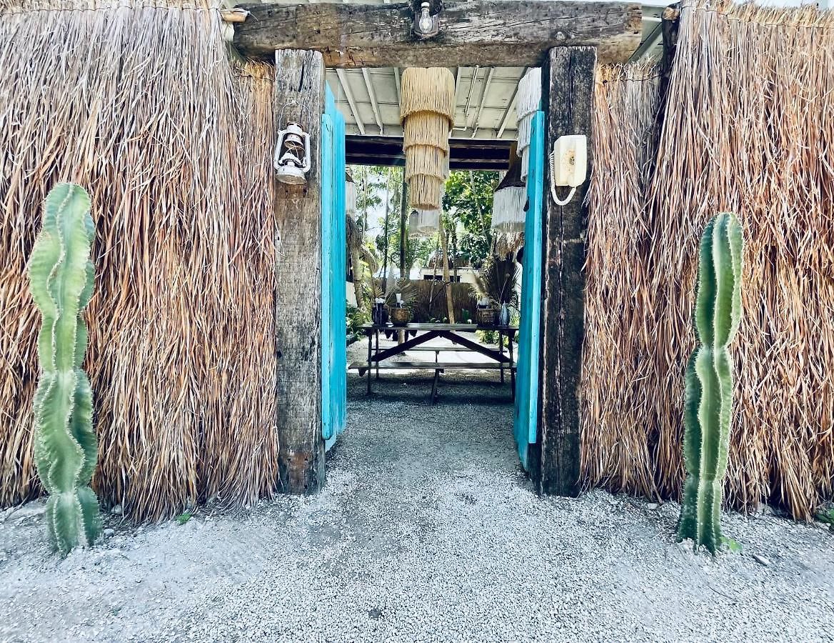 Pal Mar Glamtainer Hotel Tulum