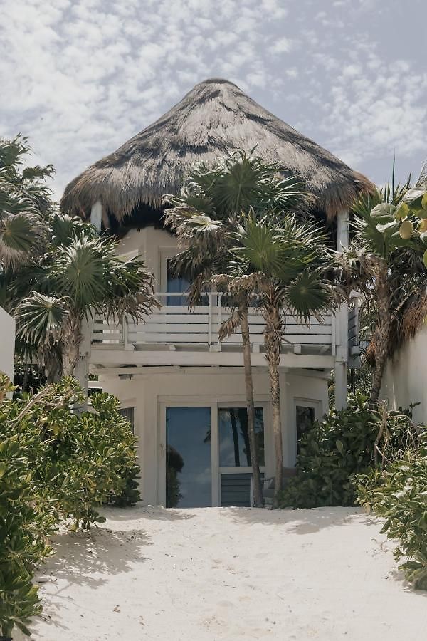 Tuup Hotel