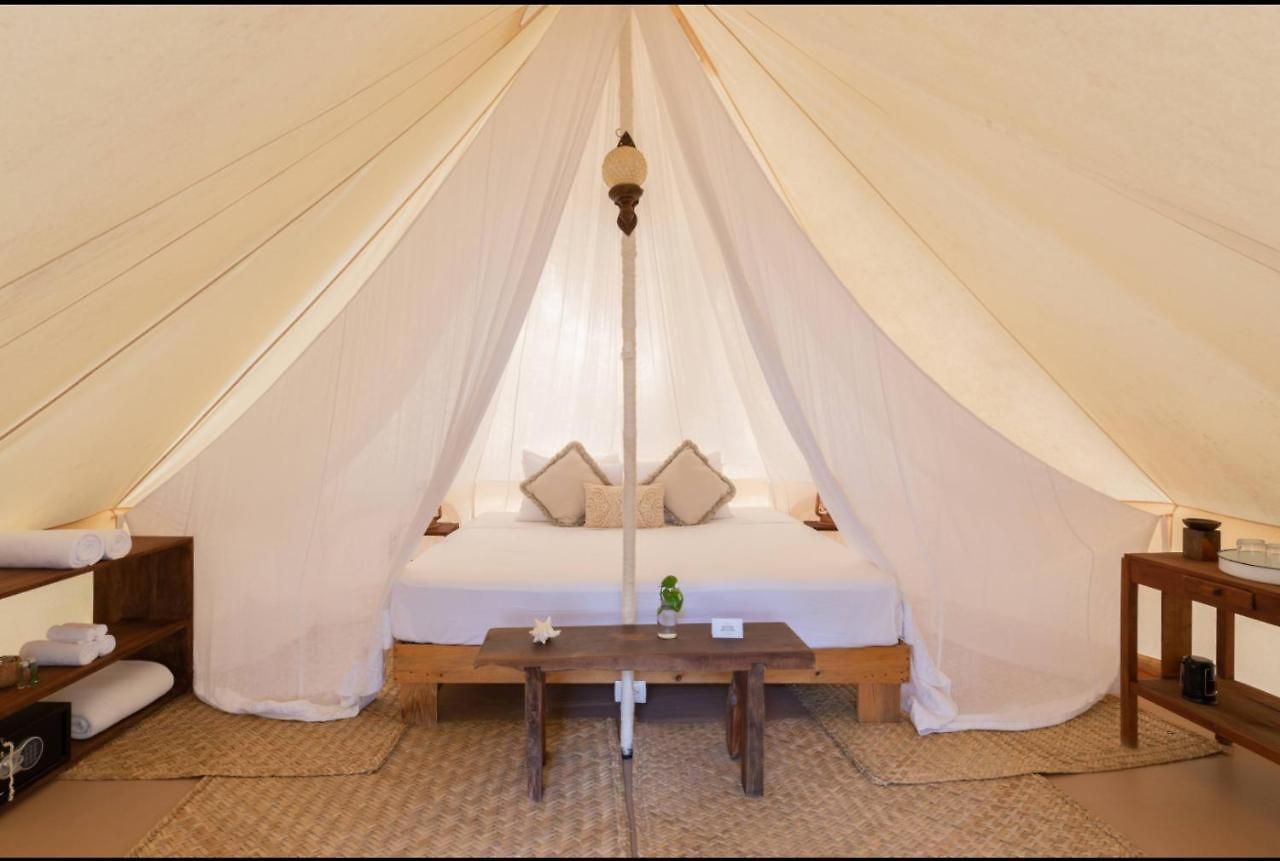 Cinco Hotel