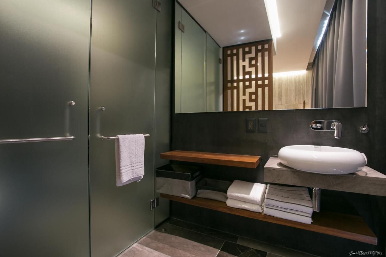 Iik By Groovy Stays- A Hip Condo-hotel With Wifi, Rooftop, Pool, Sleeps 6 4* Tulum