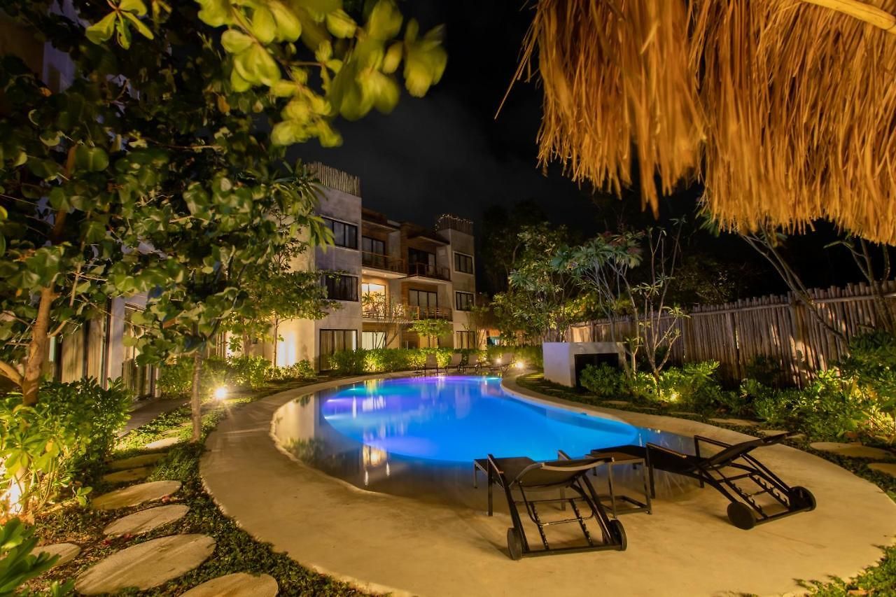Macondo Apartahotel