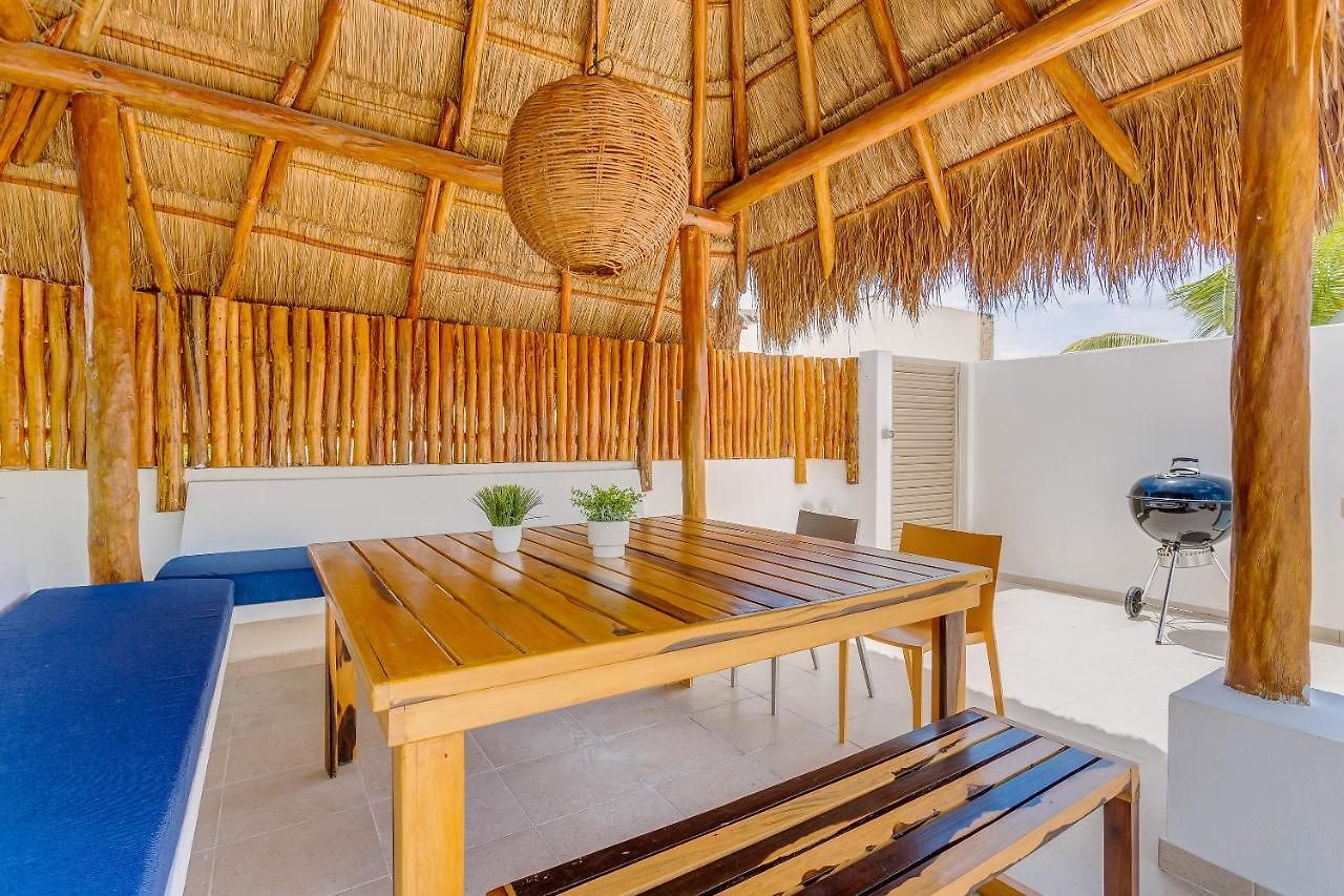 Perfectly Situated Between The Beach & Town By Stella