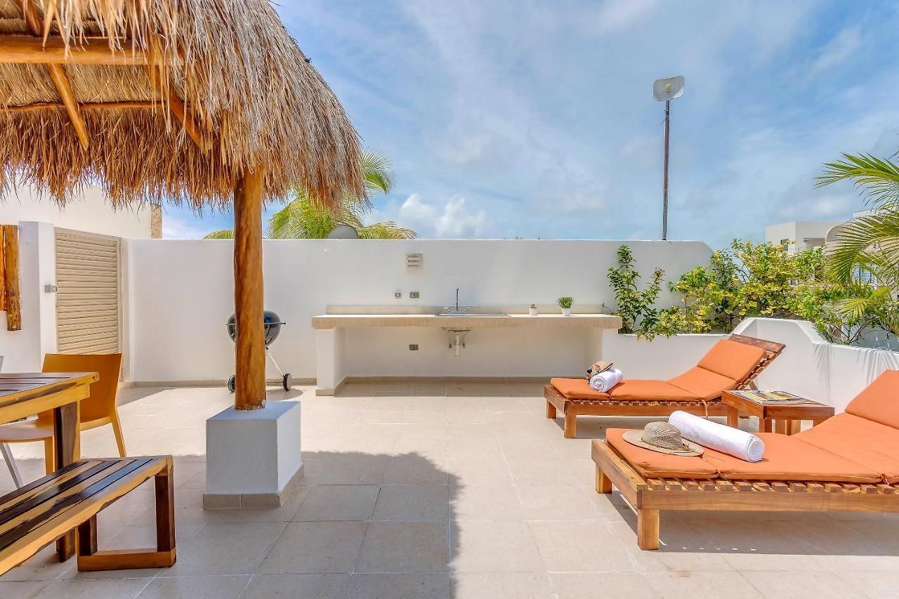 Apartment Perfectly Situated Between The Beach & Town By Stella