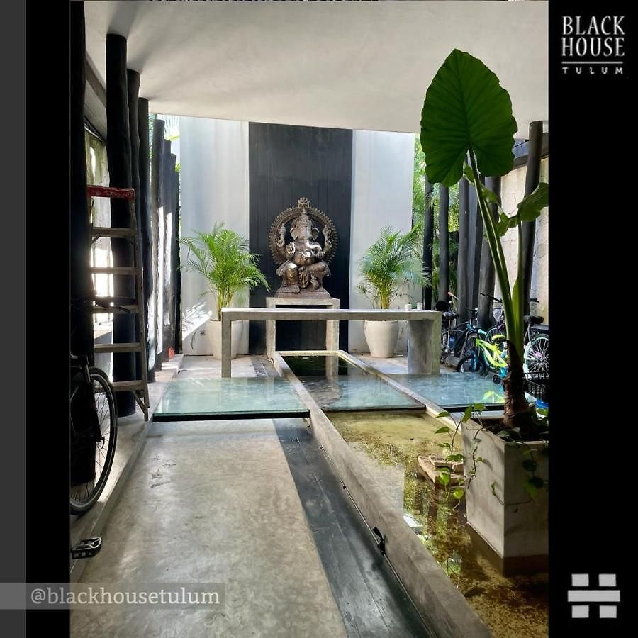 Black House * Tulum