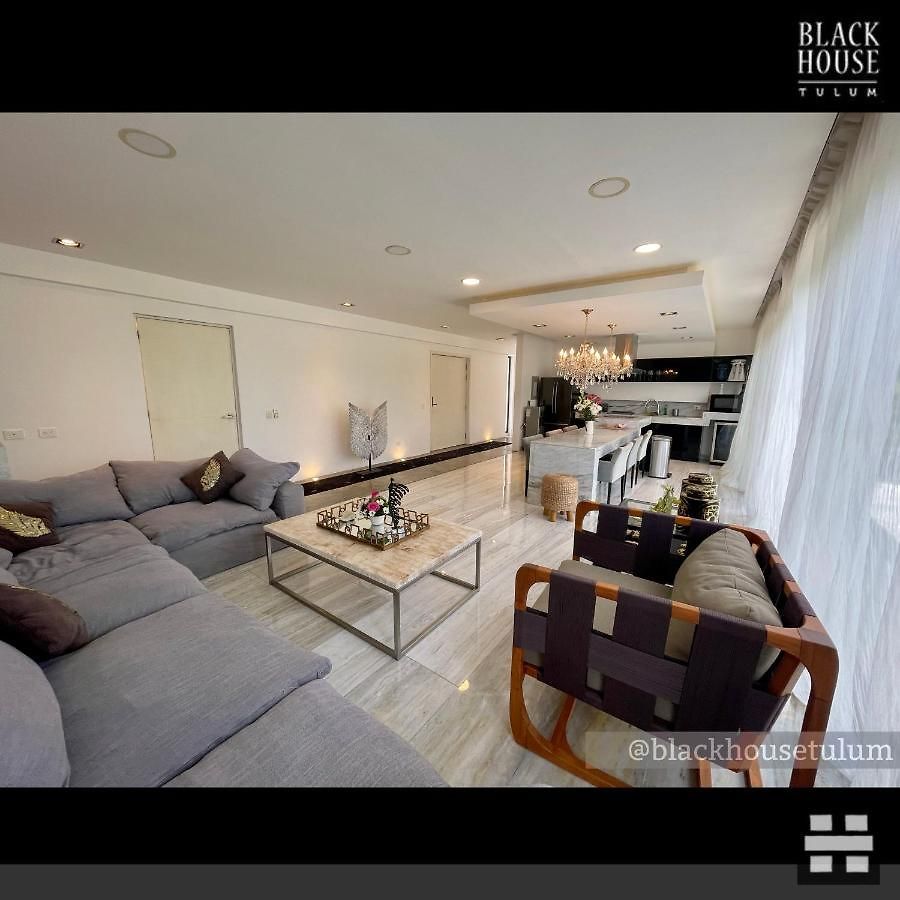 Black House