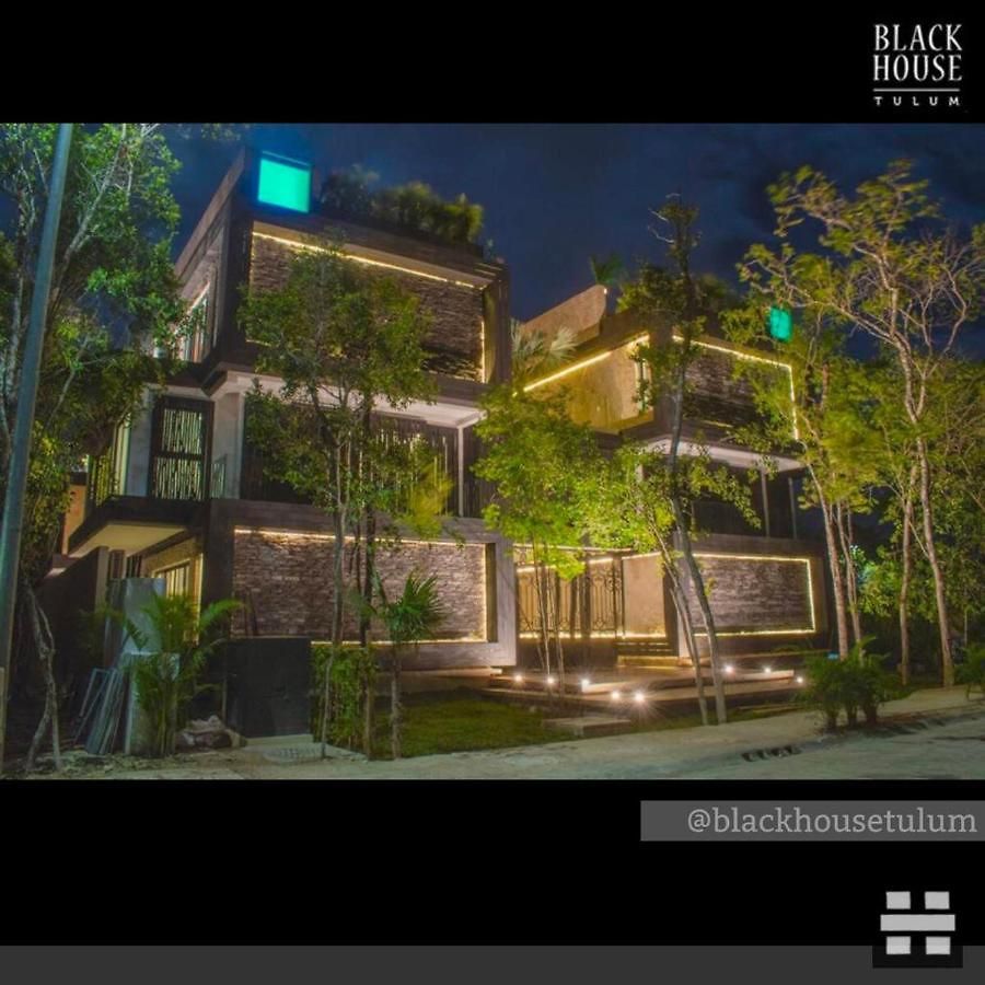 Black House Tulum