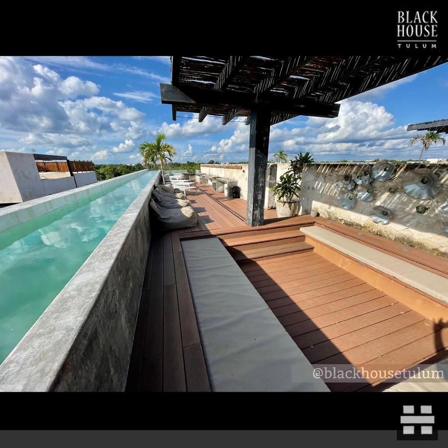 Black House Tulum