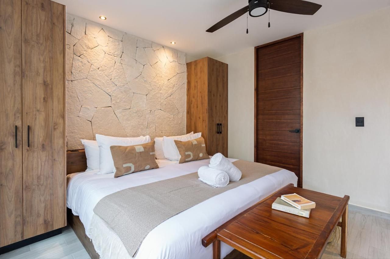 Hotel Jade