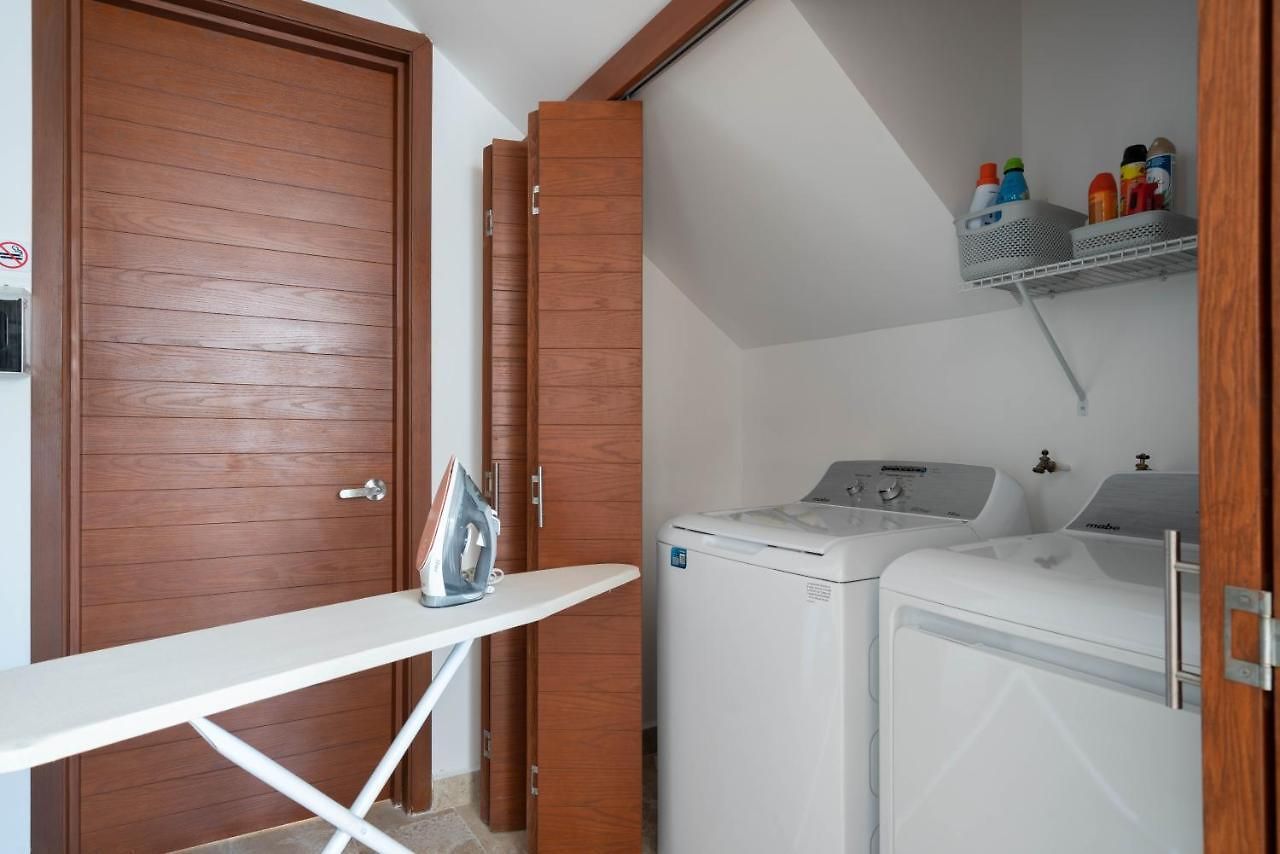 Apartment Cozy 3 Bedrooms Townhome-centrally Located-gated-wifi
