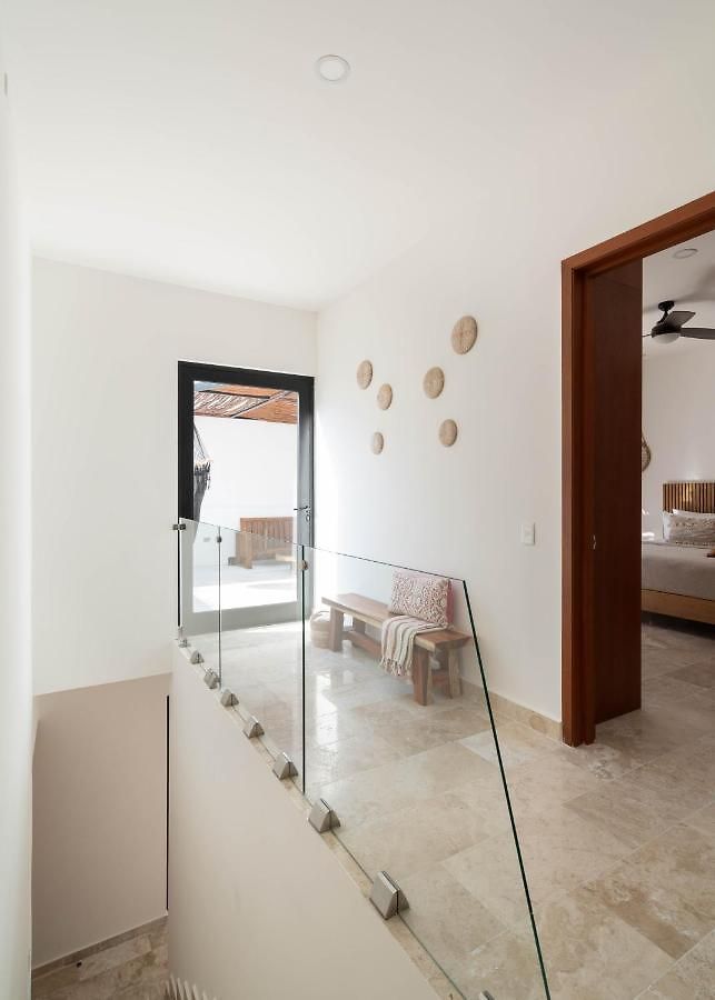 Cozy 3 Bedrooms Townhome-centrally Located-gated-wifi *