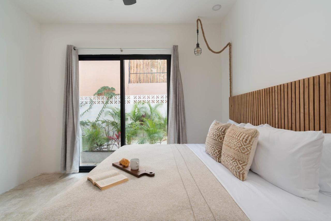 Cozy 3 Bedrooms Townhome-centrally Located-gated-wifi Apartment