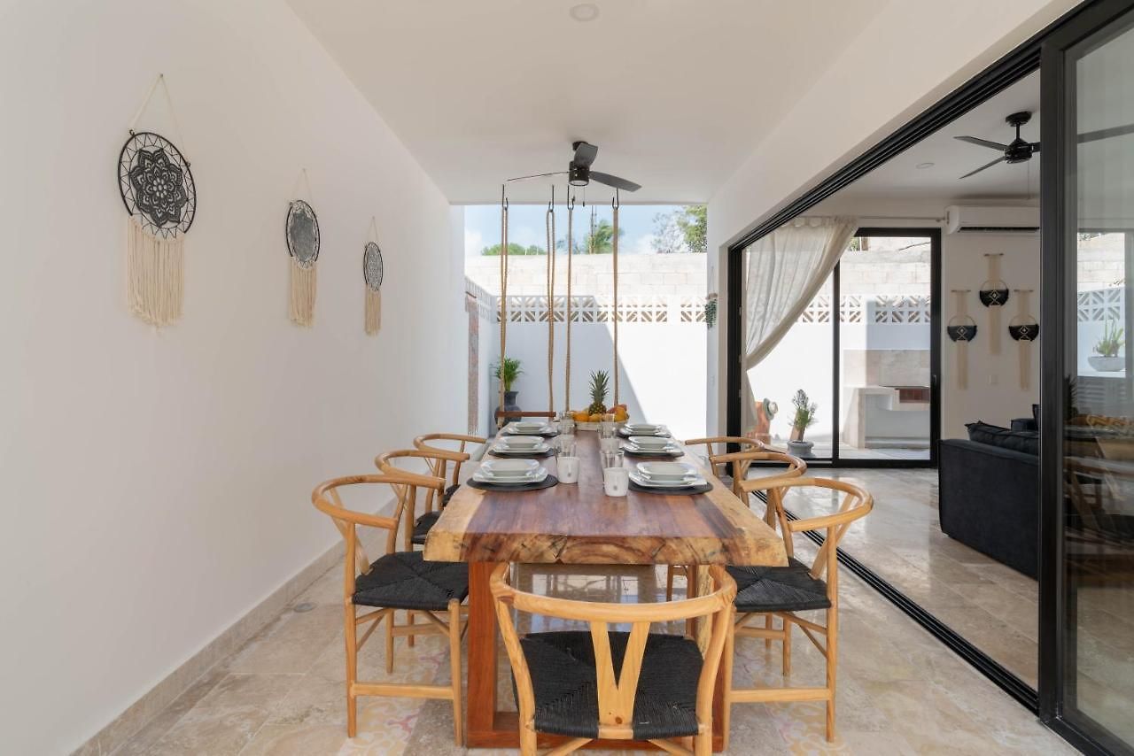 Cozy 3 Bedrooms Townhome-centrally Located-gated-wifi Apartment *